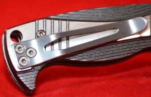 While very robust; right side, tip-up is the only available carry option
